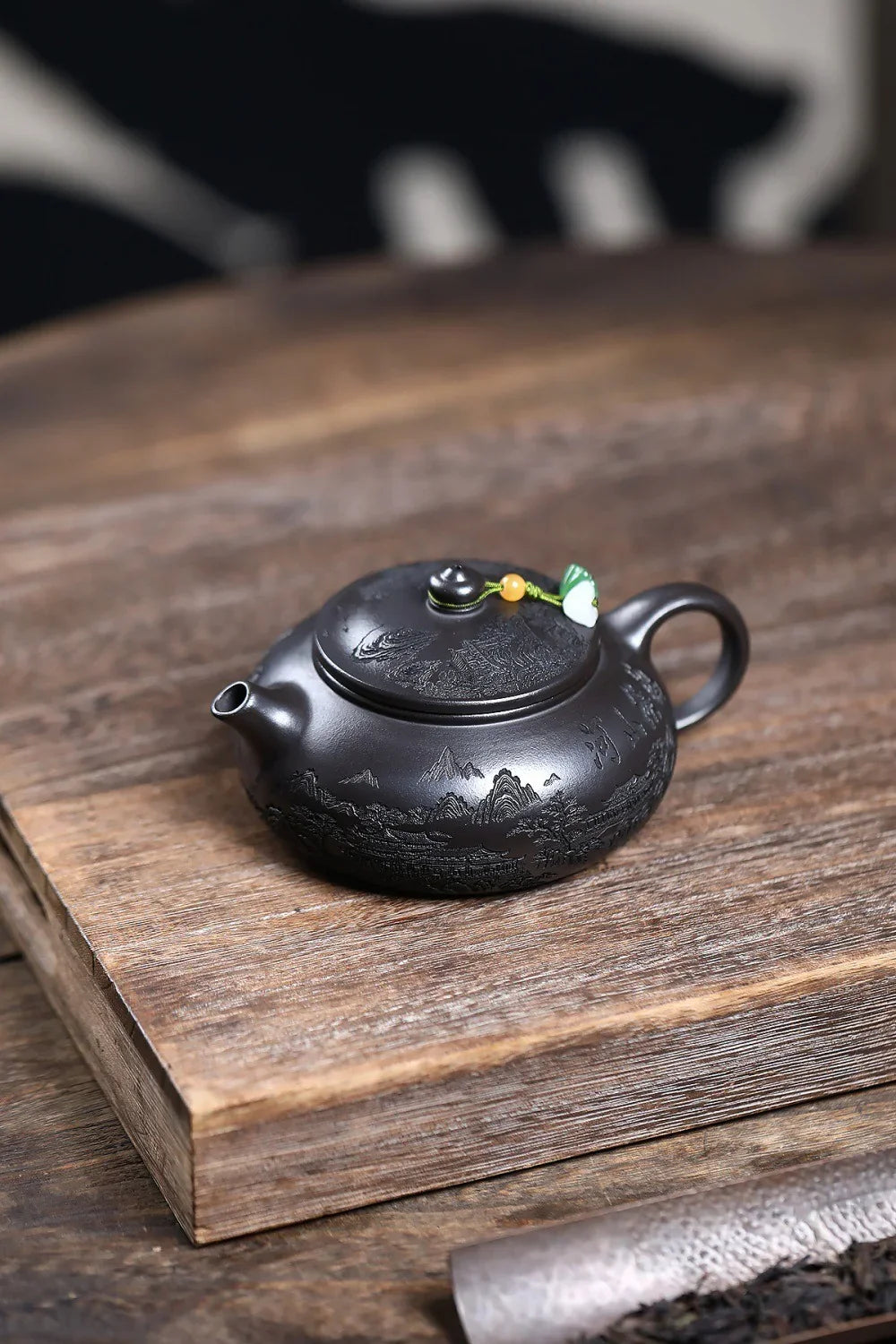 宜兴紫砂茶壶 [山河锦绣] (石黄 - 250ml)