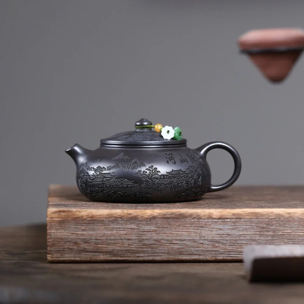 宜兴紫砂茶壶 [山河锦绣] (石黄 - 250ml)