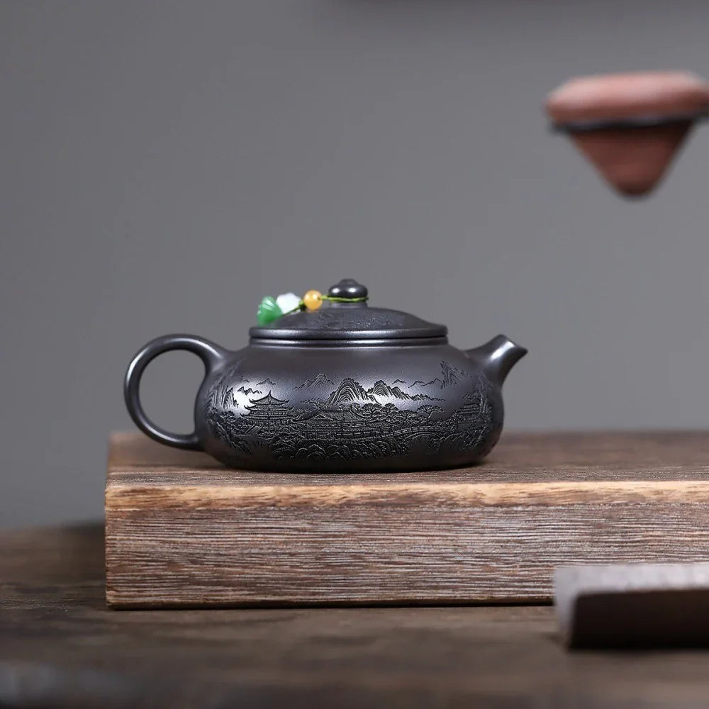 宜兴紫砂茶壶 [山河锦绣] (石黄 - 250ml)