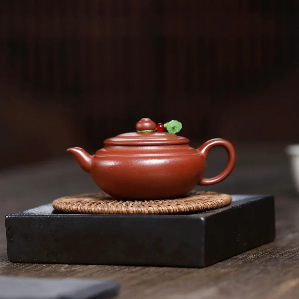 yixing-zisha-teapot-mini-bianying-guanhong-hong-pi-long-130ml-yiqin-tea-house-yiqinteahouse-com-1 - YIQIN TEA HOUSE 一沁茶舍 yiqinteahouse.com