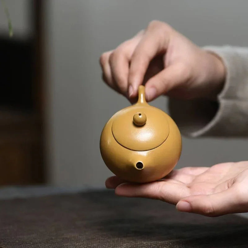 Teko Zisha Yixing [Mini Xishi Pot] (Huangjin Zhu Ni - 100ml)
