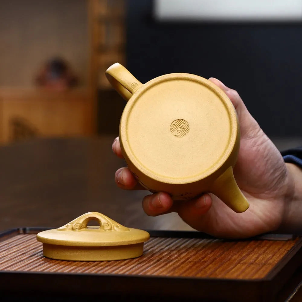 Yixing Zisha Teapot [Niaoqu Hanwa] (Huangjin Duan Ni - 230ml) - YIQIN TEA HOUSE | yiqinteahouse.com | 200-300ml, new arrival, teapot, teaware, zisha teapot