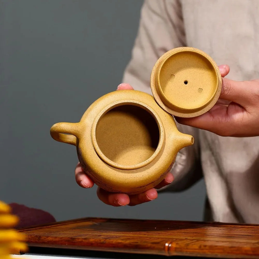 Yixing Zisha Teapot [Niu Gai Lianzi] (Huang Duan Ni - 220ml) - YIQIN TEA HOUSE | yiqinteahouse.com | 200-300ml, new arrival, teapot, teaware, zisha teapot