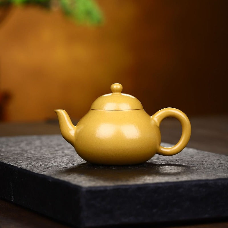 Yixing Zisha Teapot [Pear Pot] (Huangjin Zhu Ni - 110ml) - YIQIN TEA HOUSE | yiqinteahouse.com | <200ml, teapot, teaware, zisha teapot