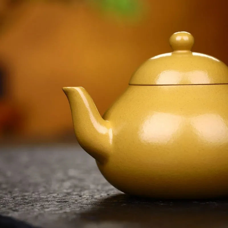 Yixing Zisha Teapot [Pear Pot] (Huangjin Zhu Ni - 110ml) - YIQIN TEA HOUSE | yiqinteahouse.com | <200ml, teapot, teaware, zisha teapot