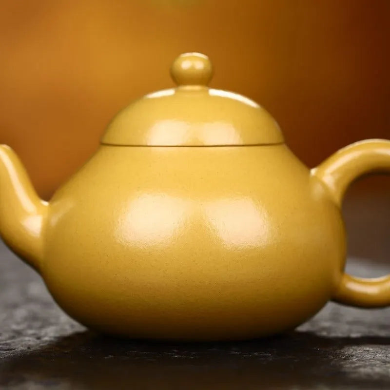 Yixing Zisha Teapot [Pear Pot] (Huangjin Zhu Ni - 110ml) - YIQIN TEA HOUSE | yiqinteahouse.com | <200ml, teapot, teaware, zisha teapot