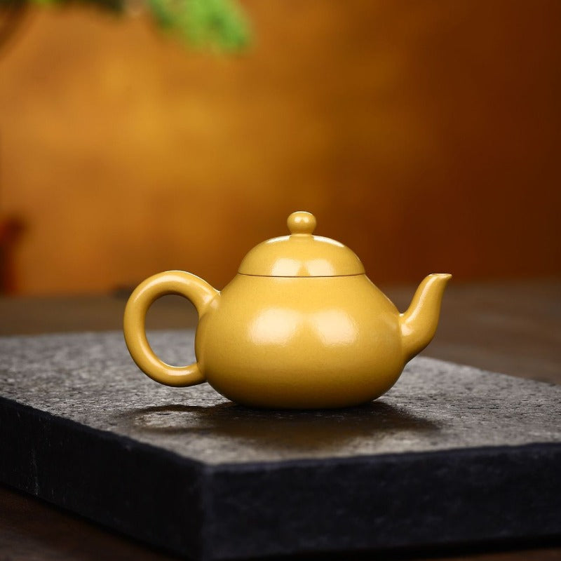 Yixing Zisha Teapot [Pear Pot] (Huangjin Zhu Ni - 110ml) - YIQIN TEA HOUSE | yiqinteahouse.com | <200ml, teapot, teaware, zisha teapot