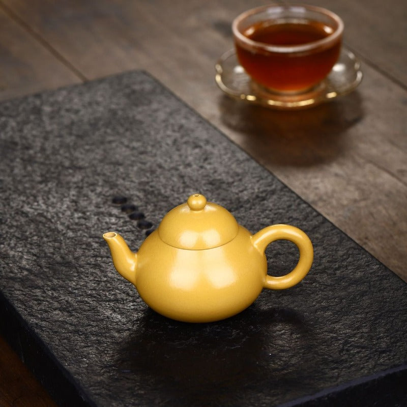 Yixing Zisha Teapot [Pear Pot] (Huangjin Zhu Ni - 110ml) - YIQIN TEA HOUSE | yiqinteahouse.com | <200ml, teapot, teaware, zisha teapot