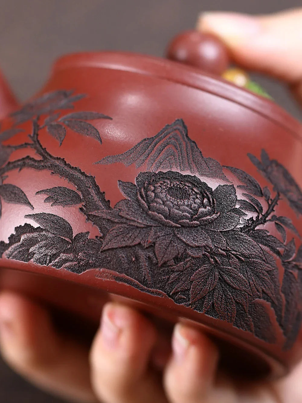 Yixing Zisha Teapot [Peony Shi Piao] (Long Xue Sha - 200ml)