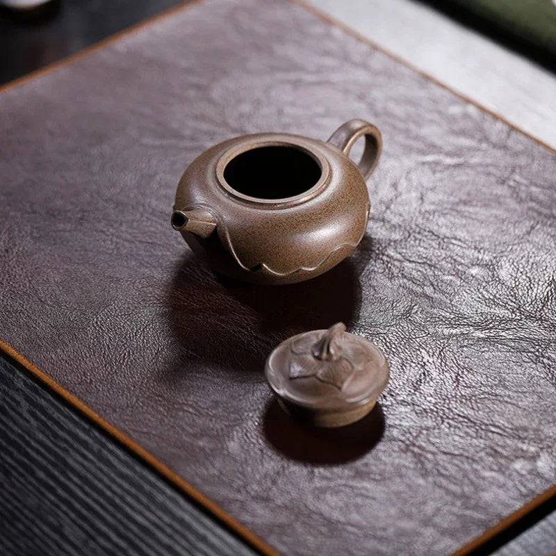 Teko Zisha Yixing [Ping Ting Pot] (Long Bei Qing Dibakar Kayu Api - 190ml)