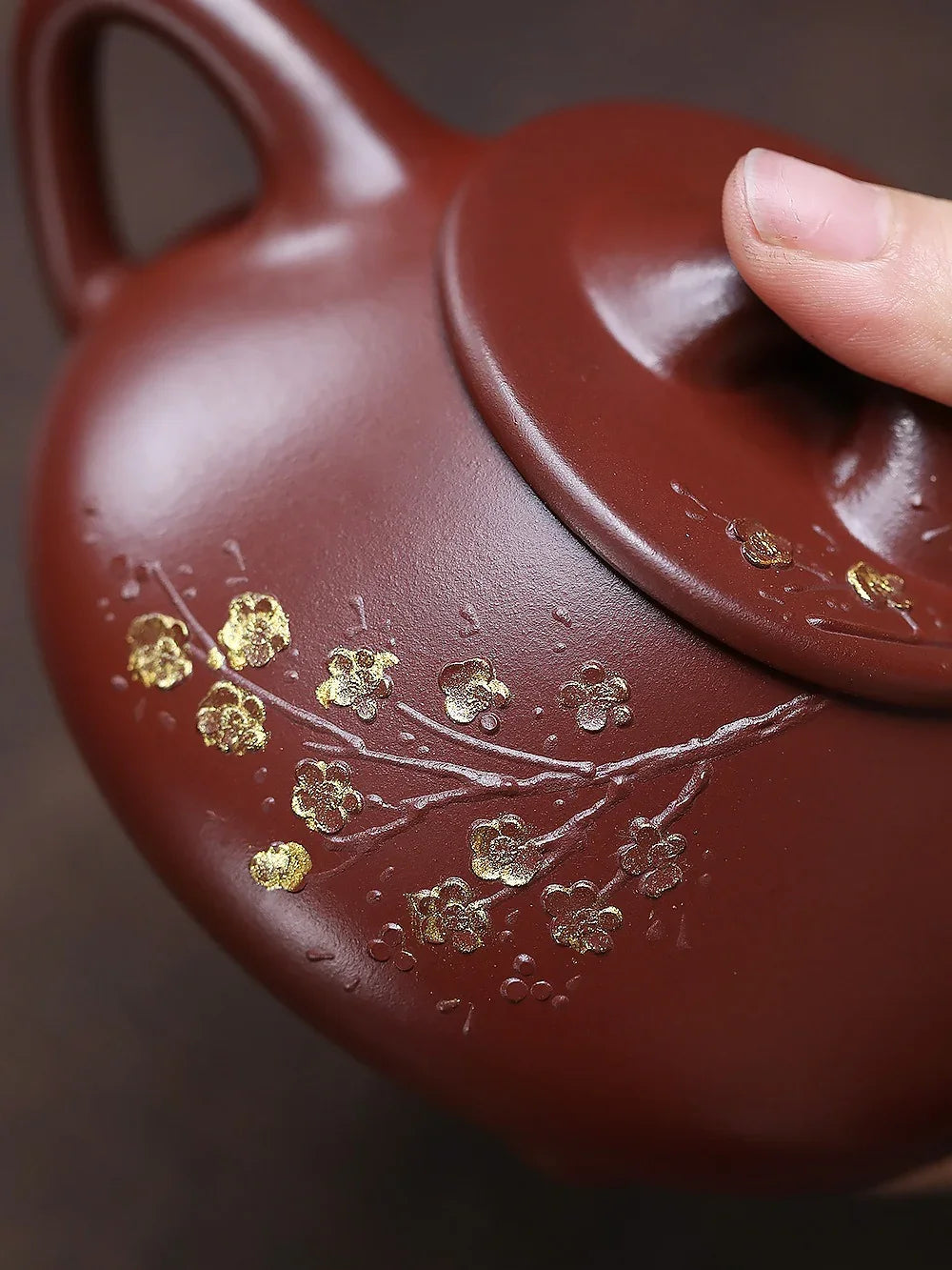 Théière Yixing Zisha [Fleur de prunier Jingzhou Shi Piao] (Hong Pi Long - 310 ml)