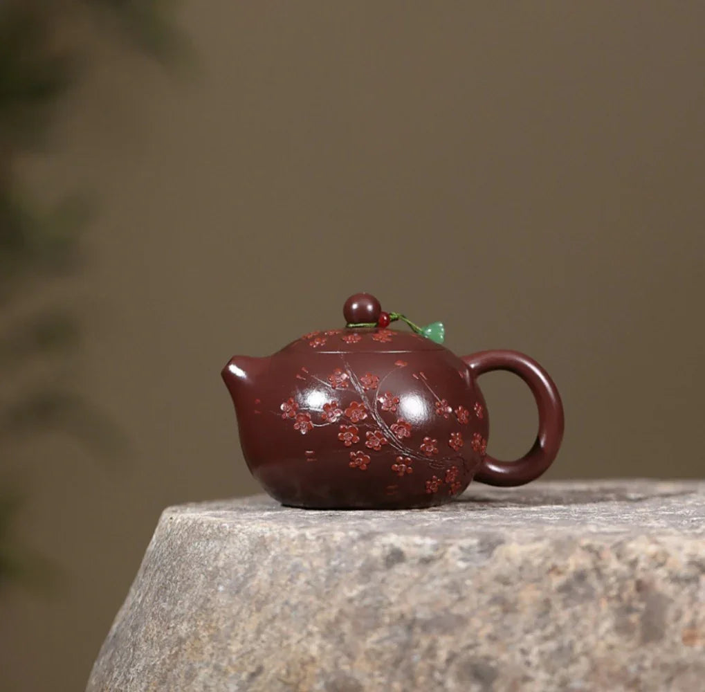 Yixing Zisha Teapot [Plum Blossom Xishi] (Zi Zhu Ni - 280ml)