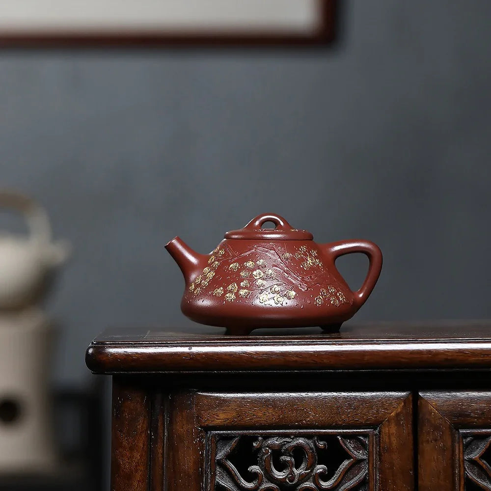Teko Zisha Yixing [Plum Blossom Ziye Shi Piao] (Hong Pi Long - 270ml)