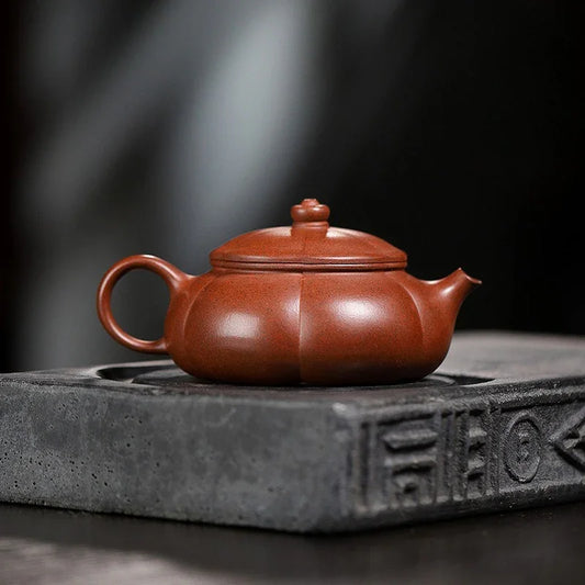 Yixing Zisha Teapot [Plum Han Jiang] (Zi Ni - 180ml)