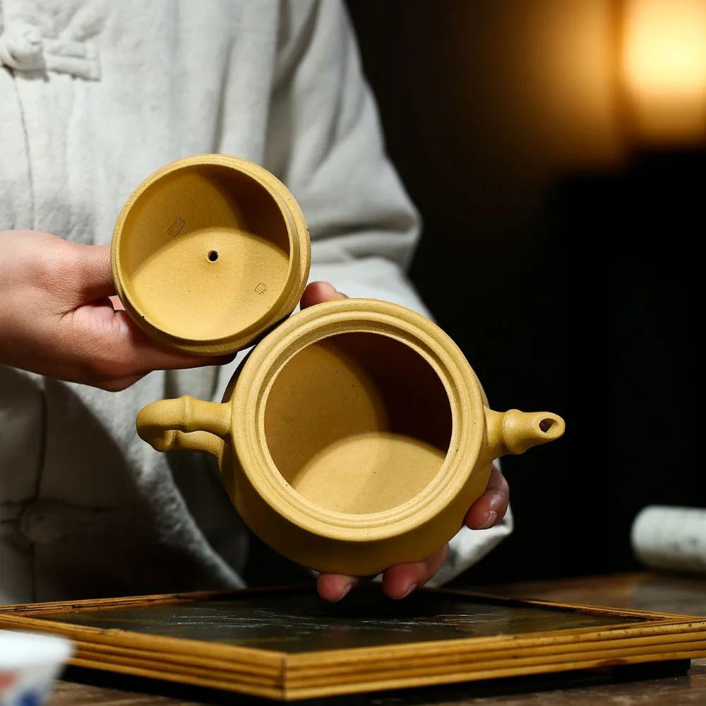 Yixing Zisha Teapot [Qianqiu Zhu Yun] (Huangjin Duan Ni - 280ml) - YIQIN TEA HOUSE | yiqinteahouse.com | 200-300ml, new arrival, teapot, teaware, zisha teapot