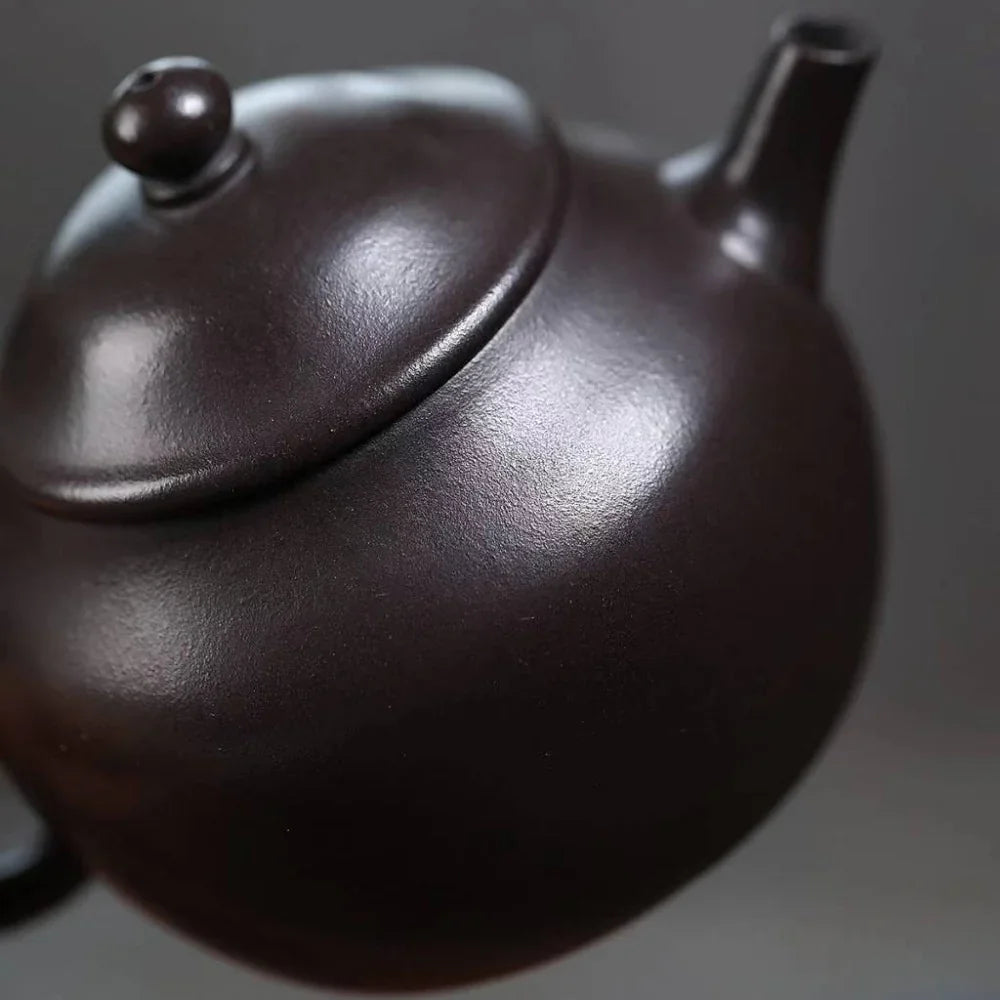 Teko Yixing Zisha [Straw Hat Pot] (Tian Qing Ni - 150ml)