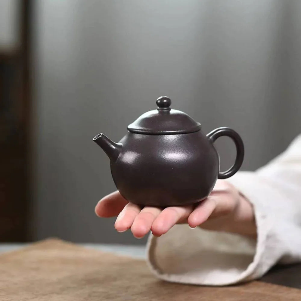 Teko Yixing Zisha [Straw Hat Pot] (Tian Qing Ni - 150ml)