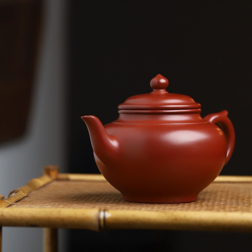 全手工宜兴紫砂茶壶 [笑樱壶] (大红袍 - 250/360ml)
