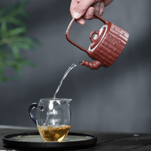 Load image into Gallery viewer, Yixing Purple Clay Teapot [Bamboo Handle] | 宜兴紫砂壶 原矿大红袍 [竹节提梁] - YIQIN TEA HOUSE 一沁茶舍  |  yiqinteahouse.com
