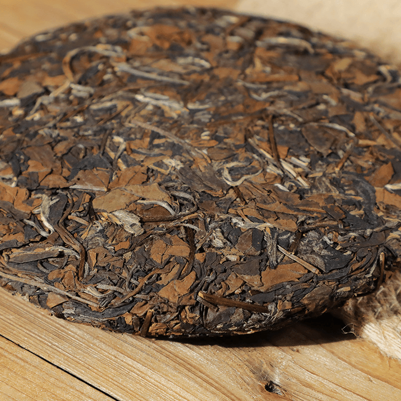 2011 Fuding White Tea Cake [Shou Mei] - YIQIN TEA HOUSE | yiqinteahouse.com | shou mei, tea, white tea