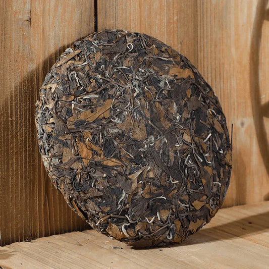 2012-fuding-white-tea-cake-gong-mei-yiqin-tea-house-yiqinteahouse-com-3 - YIQIN TEA HOUSE 一沁茶舍 yiqinteahouse.com