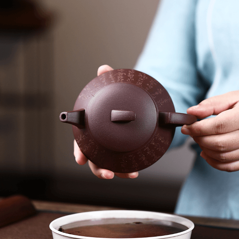 Yixing Purple Clay Teapot [Smooth & Fine] | 宜兴紫砂壶 原矿紫泥 [一帆风顺] - YIQIN TEA HOUSE 一沁茶舍  |  yiqinteahouse.com