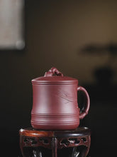 Load and play video in Gallery viewer, Yixing Purple Clay Tea Mug with Filter [Bamboo] | 宜兴紫砂刻绘 [节节高升] (带茶滤)盖杯
