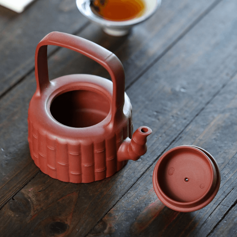 Yixing Purple Clay Teapot [Bamboo Handle] | 宜兴紫砂壶 原矿大红袍 [竹节提梁] - YIQIN TEA HOUSE 一沁茶舍  |  yiqinteahouse.com