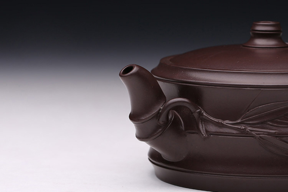Full Handmade Yixing Zisha Teapot [Flat Two-section Bamboo Pot] (Lao Zi Ni - 320ml)