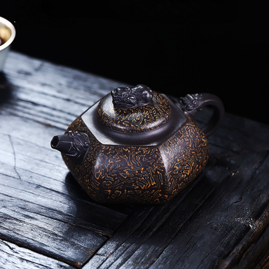 Full Handmade Yixing Zisha Teapot [Liufang Hei Bao] (Hei Jiao Ni - 310ml)