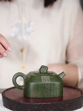 Load and play video in Gallery viewer, Full Handmade Yixing Zisha Teapot [Wanxiang Gengxin] 1 Pot 5 Cups Set (Douqing sha - 260ml)
