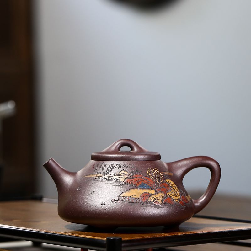 Full Handmade Yixing Zisha Shanshui Color Painted Teapot [Ziye Shi Piao 子冶石飘] (Lao Zi Ni - 300ml)