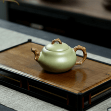 将图片加载到图库查看器，Yixing Purple Clay Teapot [Gourd | 宜兴紫砂壶 原矿豆青泥 [葫芦] - YIQIN TEA HOUSE 一沁茶舍  |  yiqinteahouse.com
