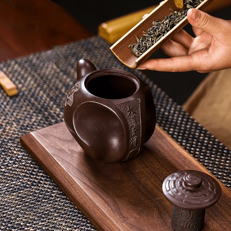 Full Handmade Yixing Purple Clay Teapot [Dadao Zhi Jian] | 全手工宜兴紫砂壶 原矿老紫泥 [大道至简] - YIQIN TEA HOUSE 一沁茶舍  |  yiqinteahouse.com