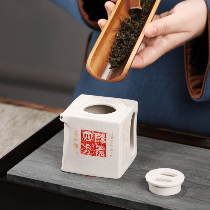 Full Handmade Yixing Purple Clay Teapot [Yang Xian Sifang] | 全手工宜兴紫砂壶 珍藏白段 [阳羡四方] - YIQIN TEA HOUSE 一沁茶舍  |  yiqinteahouse.com