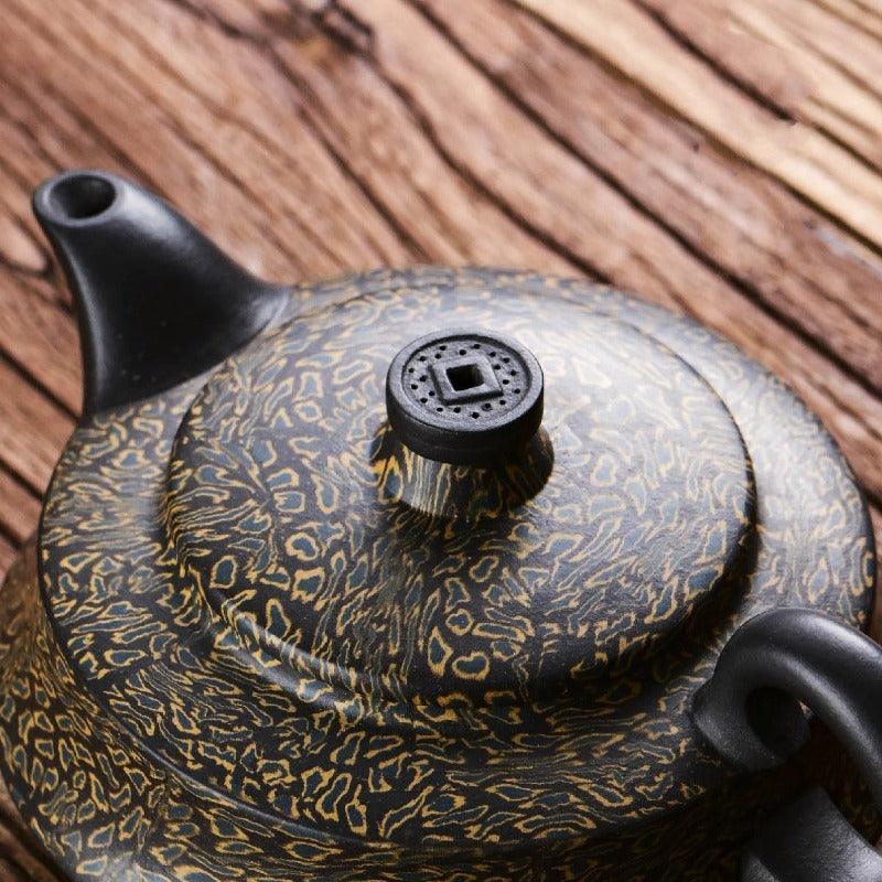 Full Handmade Yixing Purple Clay Teapot [Jin Qian Bao] | 全手工宜兴紫砂壶 珍藏黑绞泥 [金钱豹] - YIQIN TEA HOUSE 一沁茶舍  |  yiqinteahouse.com