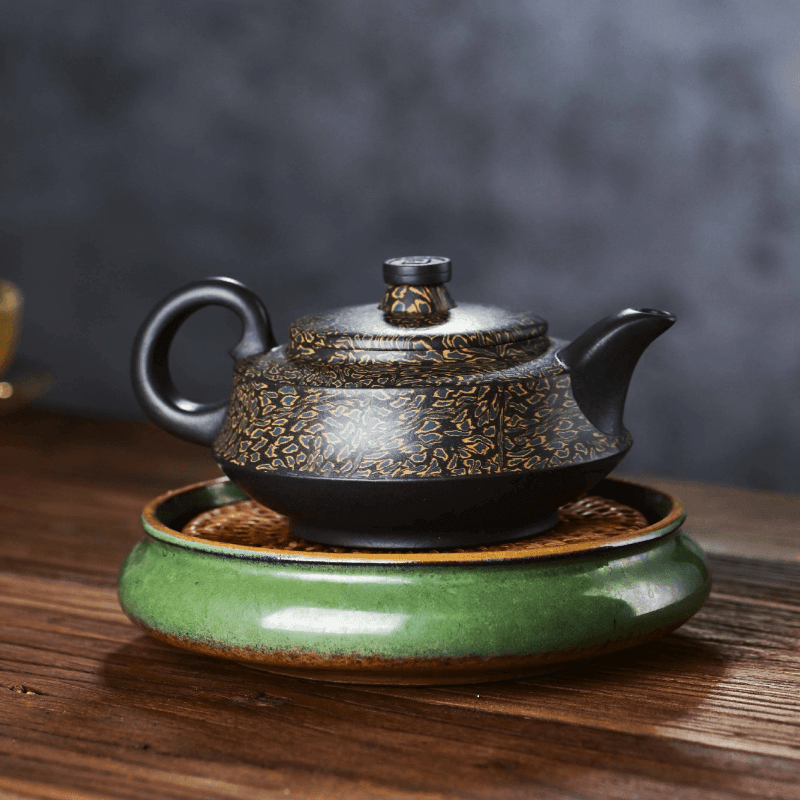 Full Handmade Yixing Purple Clay Teapot [Jin Qian Bao] | 全手工宜兴紫砂壶 珍藏黑绞泥 [金钱豹] - YIQIN TEA HOUSE 一沁茶舍  |  yiqinteahouse.com