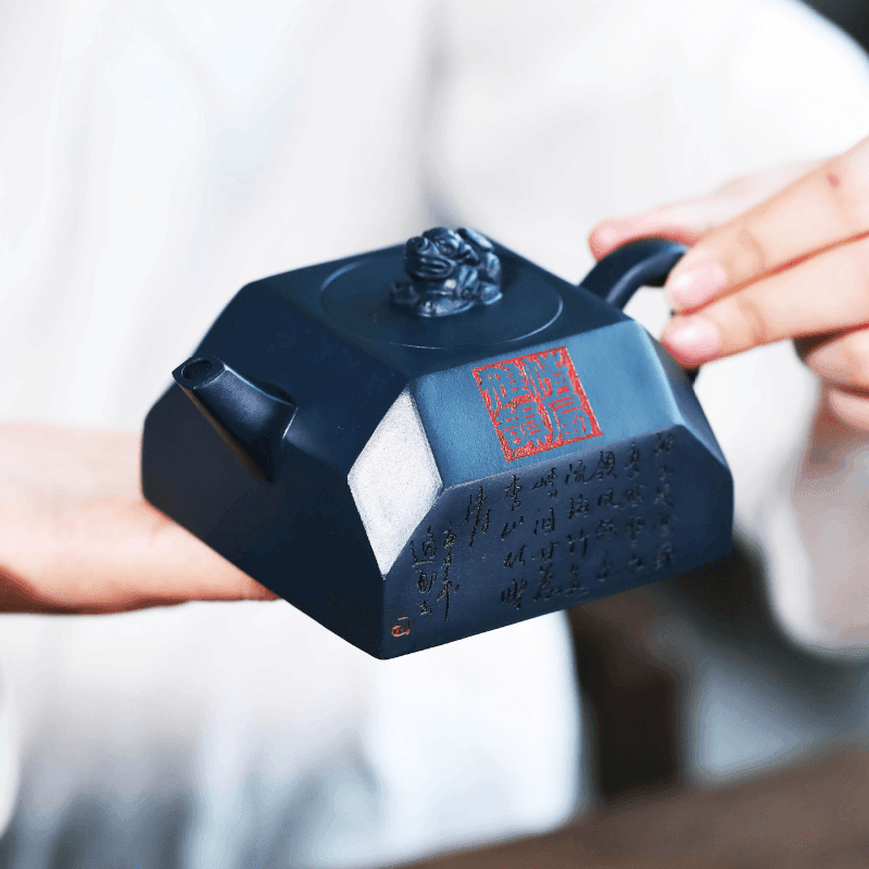Full Handmade Yixing Purple Clay Teapot [Qingfeng Zhu Ying] | 全手工宜兴紫砂壶 珍藏天青泥 [清风竹影] - YIQIN TEA HOUSE 一沁茶舍  |  yiqinteahouse.com