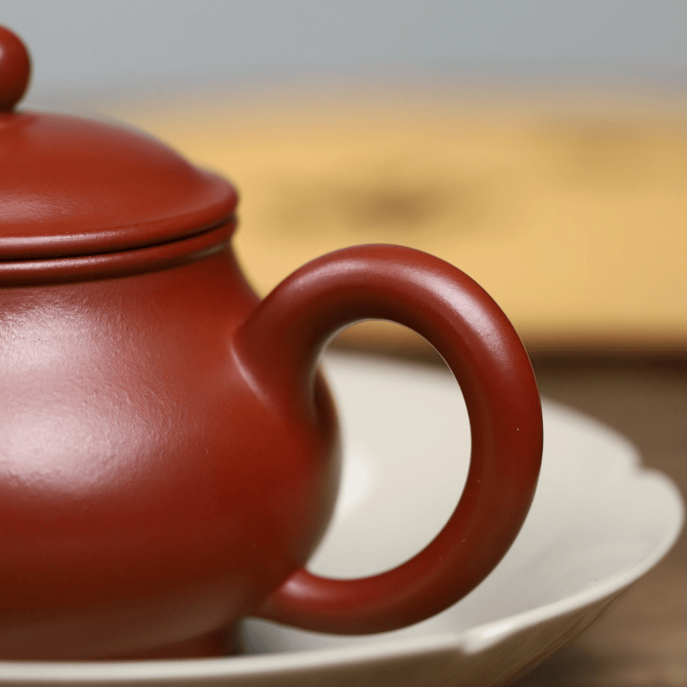 Full Handmade Yixing Purple Clay Teapot [Gao Pan Pot] | 全手工宜兴紫砂壶 原矿优质大红袍 [高潘壶] - YIQIN TEA HOUSE 一沁茶舍  |  yiqinteahouse.com