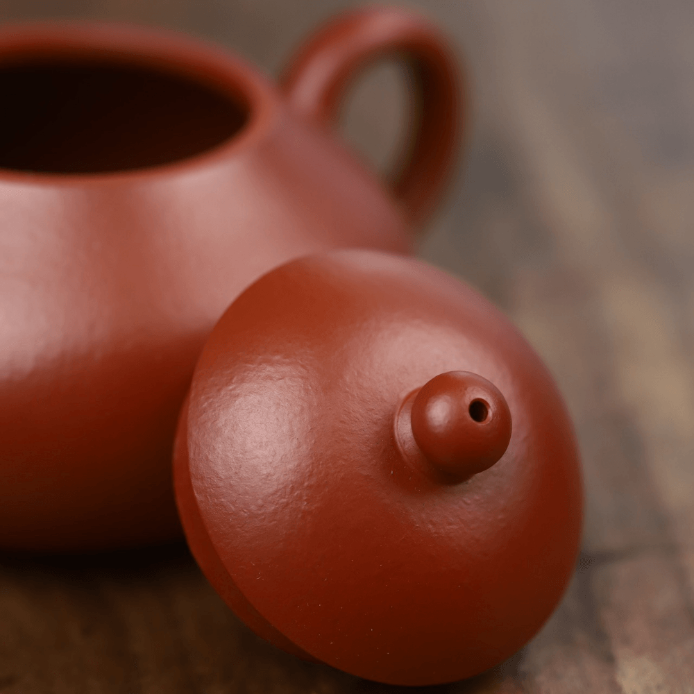 Full Handmade Yixing Zisha Teapot [Pear Pot] (Zhu Ni - 150ml) - YIQIN TEA HOUSE | yiqinteahouse.com | <200ml, full handmade zisha teapot, new arrival, plain smooth, teapot, teaware