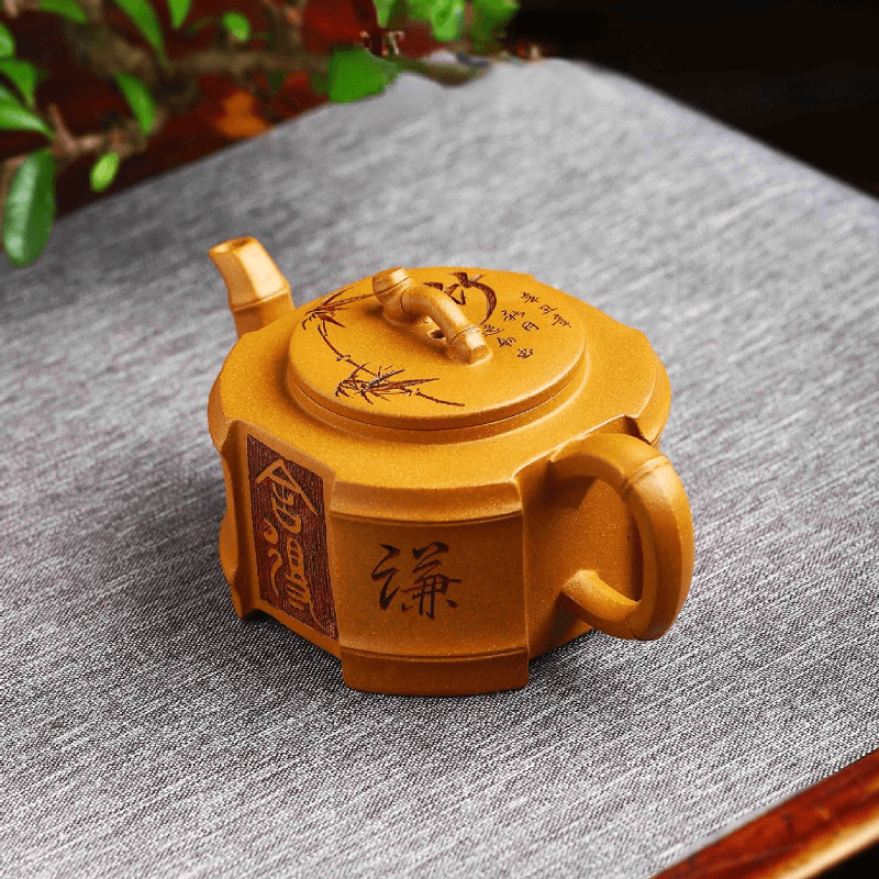 Full Handmade Yixing Zisha Teapot [Qianqian Junzi] (Lao Duan Ni - 210ml) - YIQIN TEA HOUSE | yiqinteahouse.com | 200-300ml, full handmade zisha teapot, new arrival, teapot, teaware