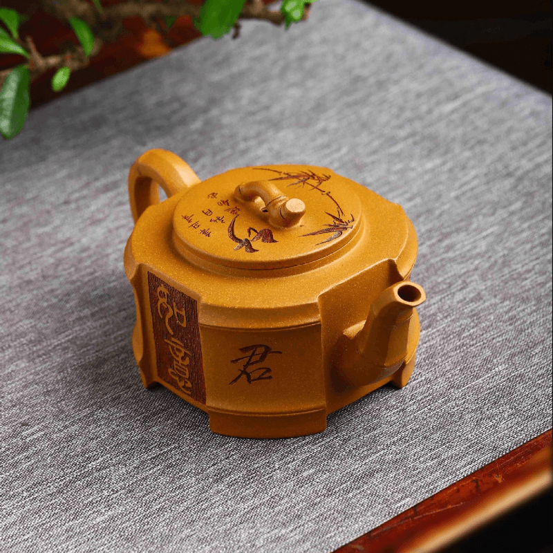 Full Handmade Yixing Zisha Teapot [Qianqian Junzi] (Lao Duan Ni - 210ml) - YIQIN TEA HOUSE | yiqinteahouse.com | 200-300ml, full handmade zisha teapot, new arrival, teapot, teaware