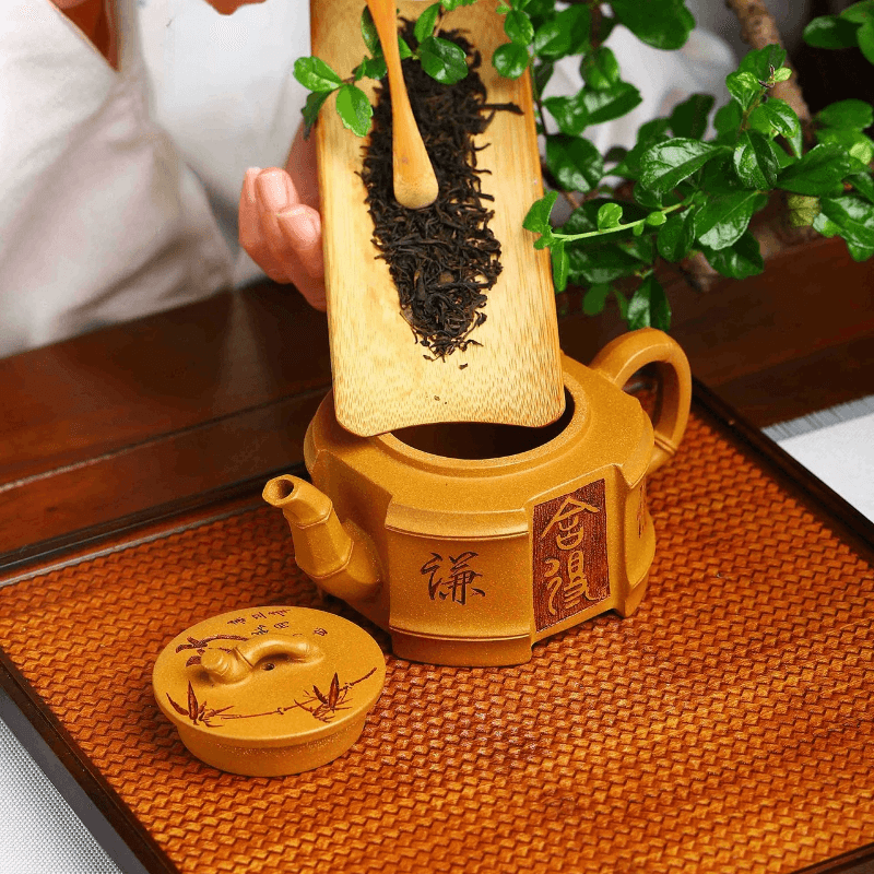 Full Handmade Yixing Zisha Teapot [Qianqian Junzi] (Lao Duan Ni - 210ml) - YIQIN TEA HOUSE | yiqinteahouse.com | 200-300ml, full handmade zisha teapot, new arrival, teapot, teaware