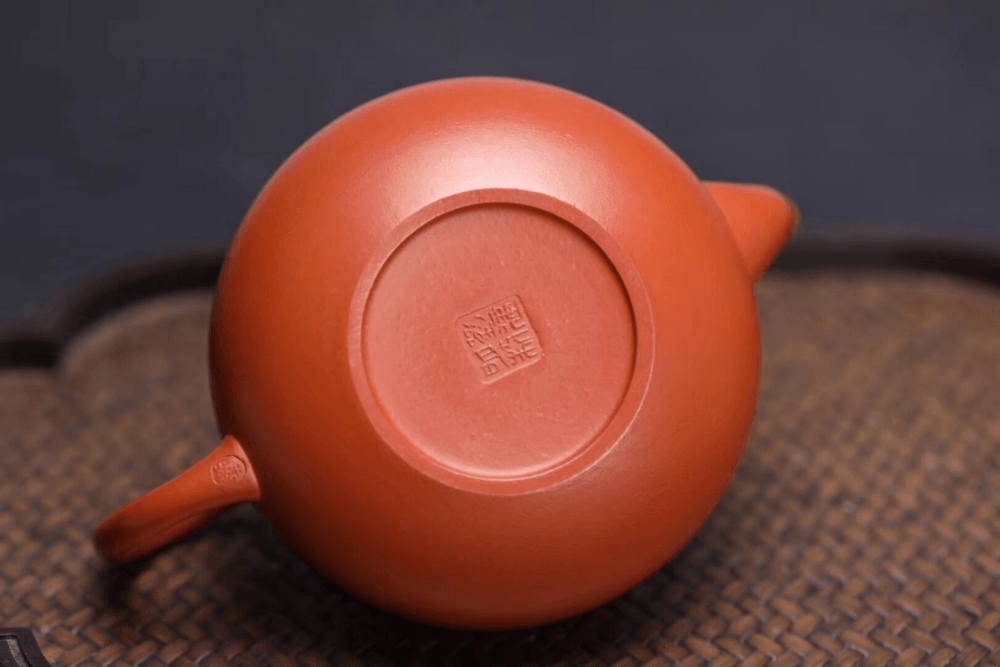 Full Handmade Yixing Zisha Teapot [Si Ting Pot] (Zhu Ni - 150ml) - YIQIN TEA HOUSE | yiqinteahouse.com | <200ml, full handmade zisha teapot, new arrival, plain smooth, teapot, teaware