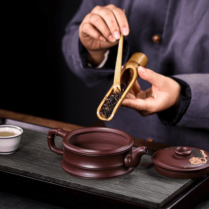 Full Handmade Yixing Zisha Teapot [Yi Ye Zhi Qiu] (Zi Xue Sha - 280ml) - YIQIN TEA HOUSE | yiqinteahouse.com | 200-300ml, full handmade zisha teapot, new arrival, teapot, teaware