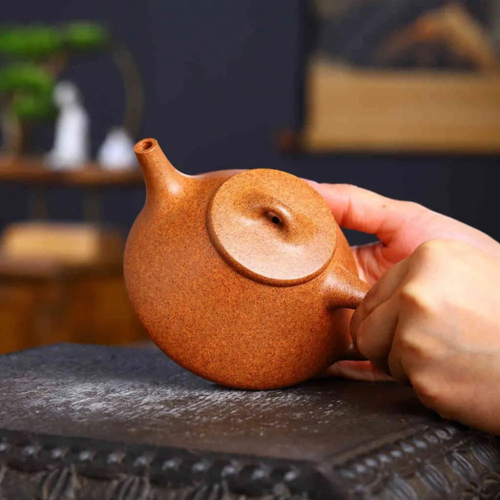 Full Handmade Yixing Zisha Teapot [Ziye Shi Piao Pot] (Jiang Po Ni - 280ml) - YIQIN TEA HOUSE | yiqinteahouse.com | 200-300ml, full handmade zisha teapot, new arrival, plain smooth, teapot, teaware