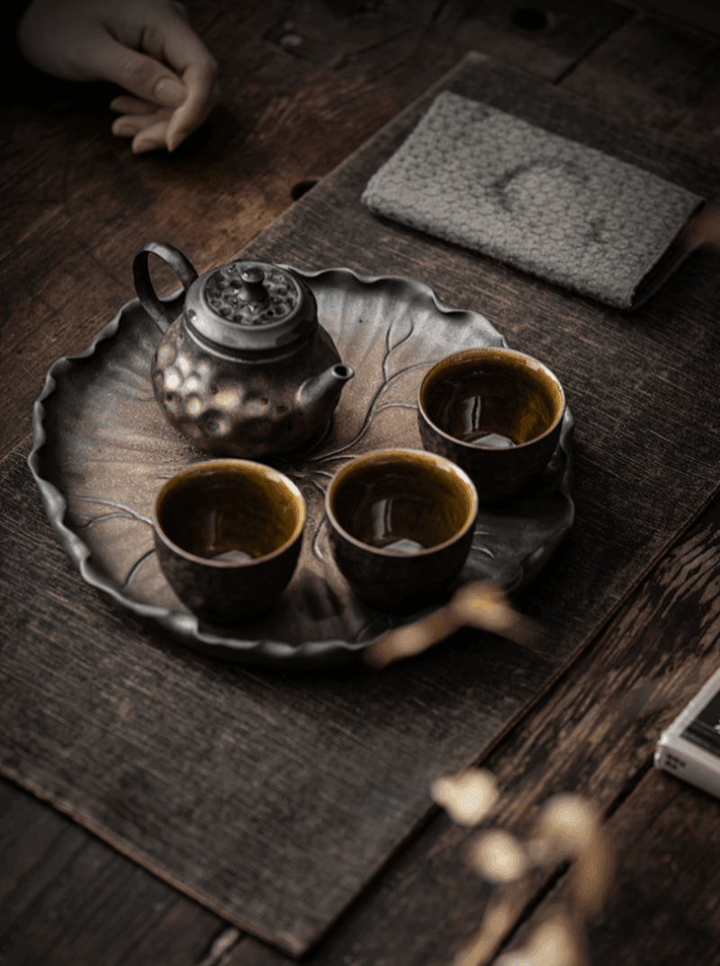 Gilded Ceramic [Lotus Leaf] Tea Tray  | 鎏金铁釉陶瓷 [荷叶] 干泡盘 茶盘 - YIQIN TEA HOUSE 一沁茶舍  |  yiqinteahouse.com