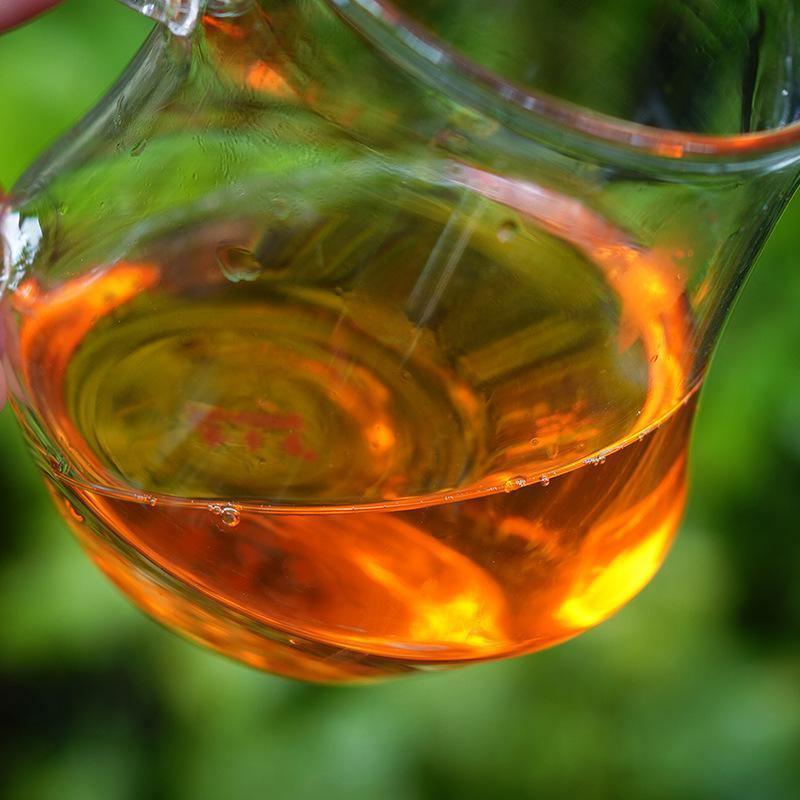 Premium Wuyi [Lapsang Souchong] Black Tea 500g - YIQIN TEA HOUSE | yiqinteahouse.com | black tea, lapsang souchong, tea