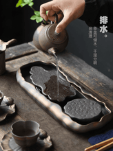 Load image into Gallery viewer, Retro Burn Gilded Ceramic Storage Tea Tray [Lotus Seedpod] | 复古烧 鎏金陶瓷 储水式干泡盘 茶盘 [莲蓬] - YIQIN TEA HOUSE 一沁茶舍  |  yiqinteahouse.com
