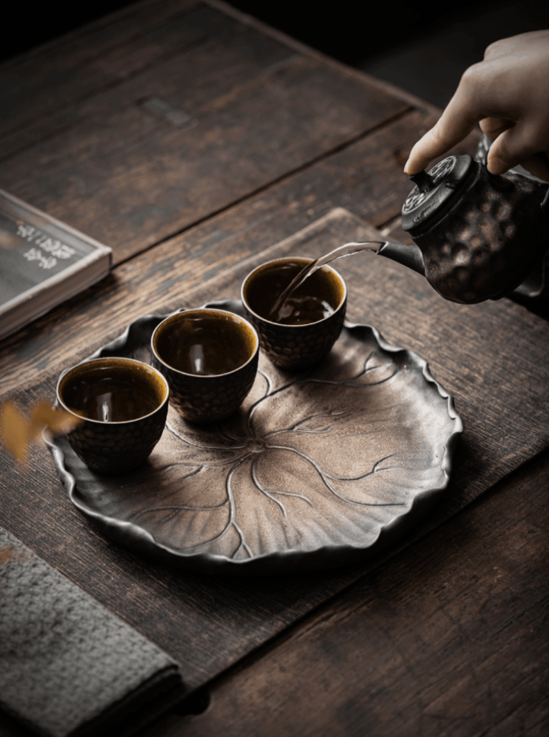 Retro Gilded Ceramic [Lotus Leaf] Tea Tray - YIQIN TEA HOUSE | yiqinteahouse.com | retro gilded, tea tray, teaware